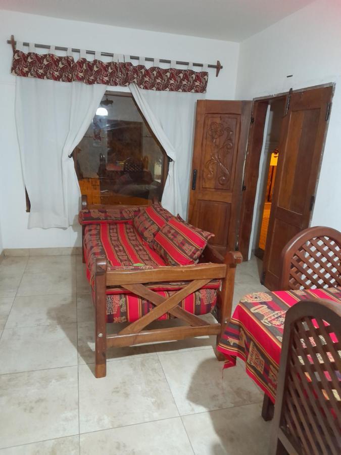 Hospedaje Lupe Cachi Luaran gambar
