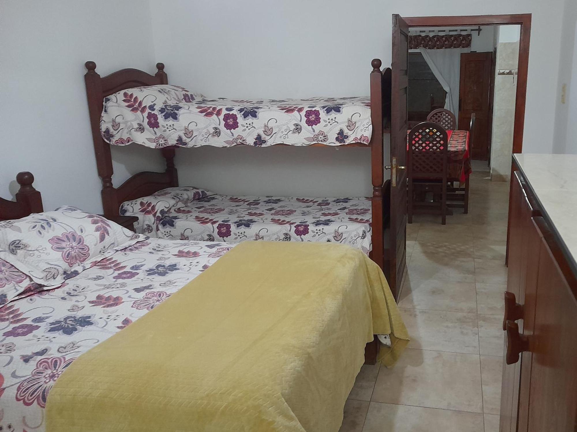 Hospedaje Lupe Cachi Luaran gambar